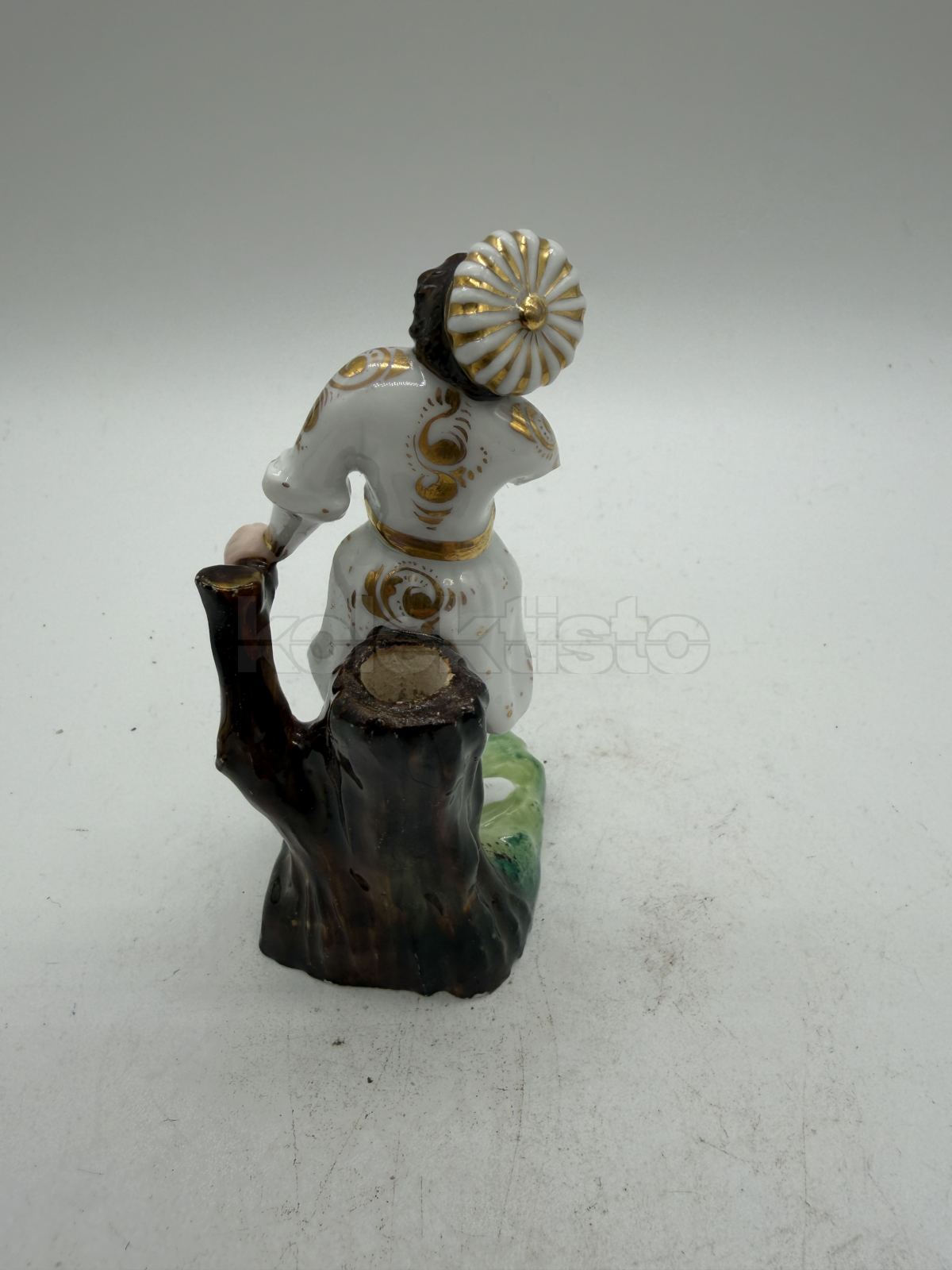 Porcelánová soška