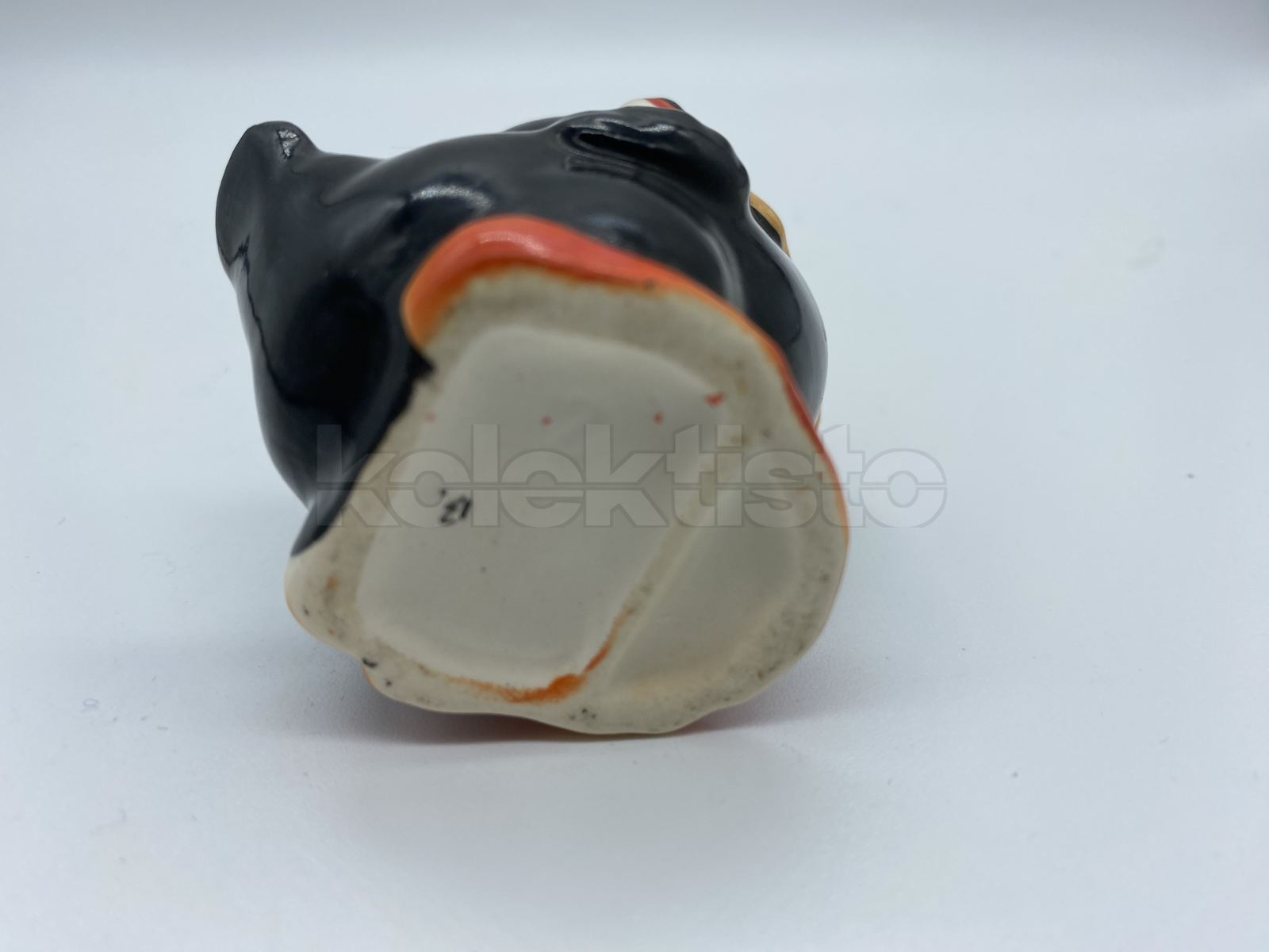 Porcelánový stojánek na párátka