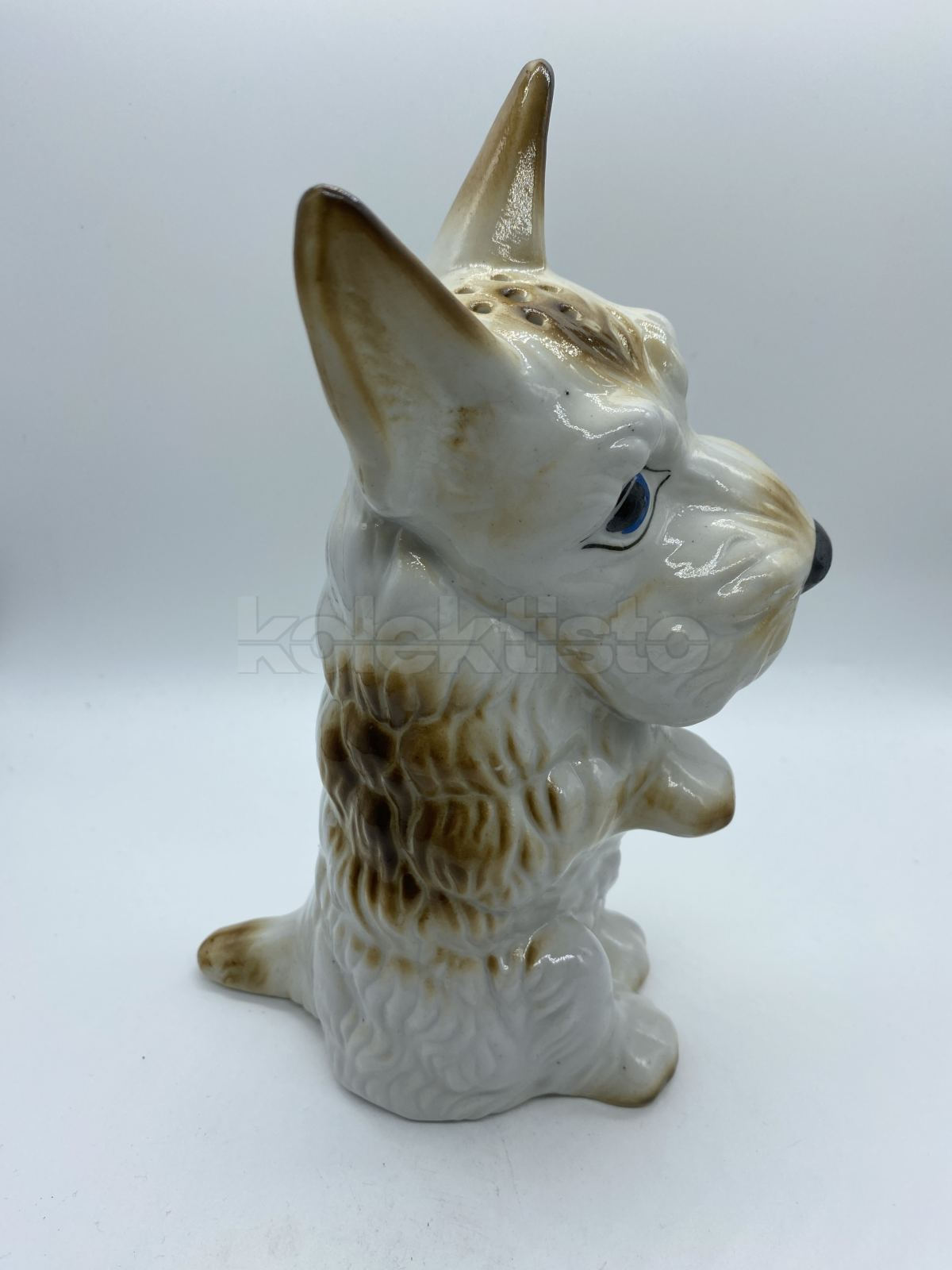 Porcelánová figura psa - stínítko lampičky