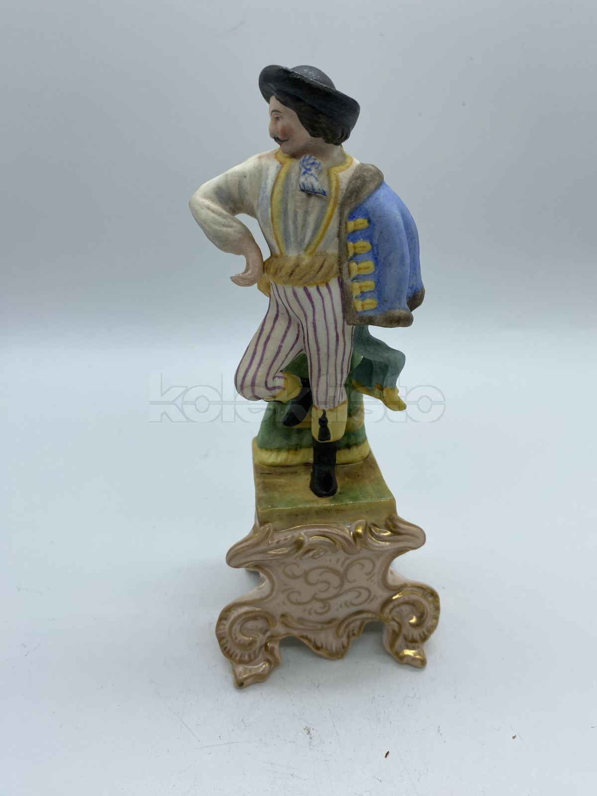 Porcelánová soška, biskvit
