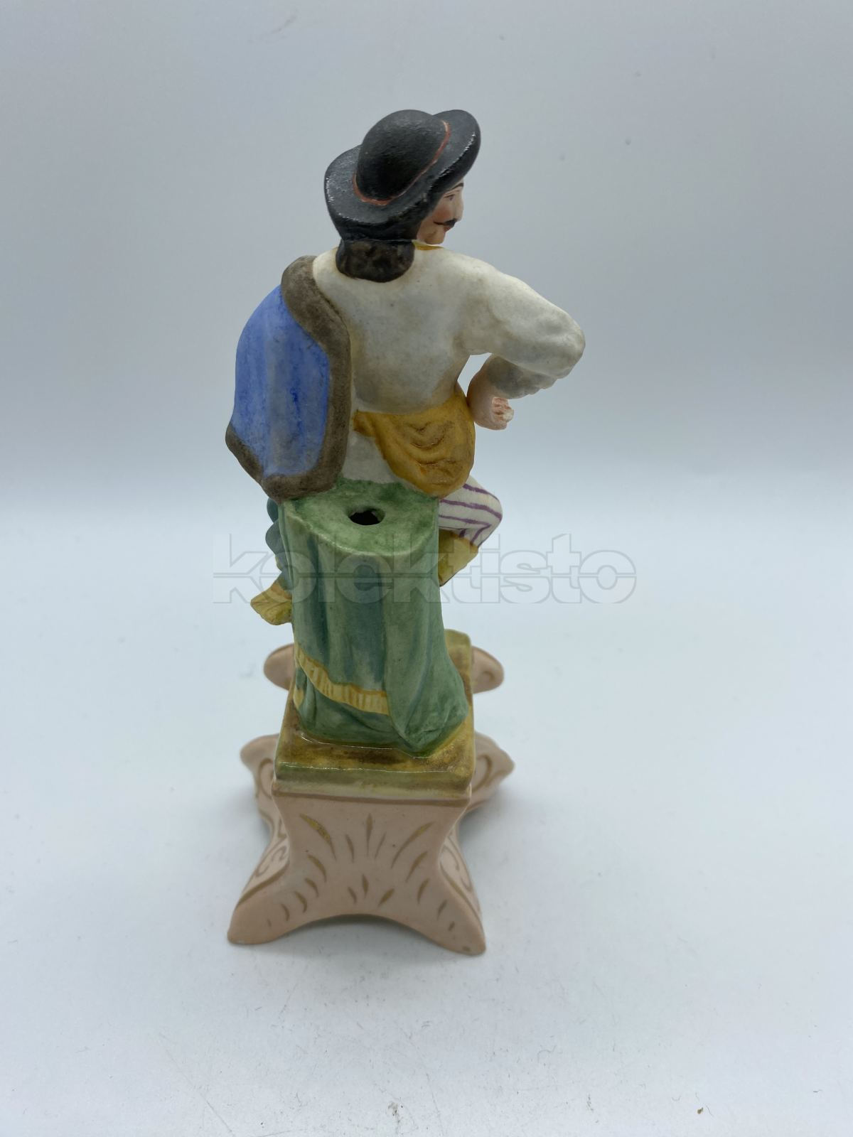 Porcelánová soška, biskvit