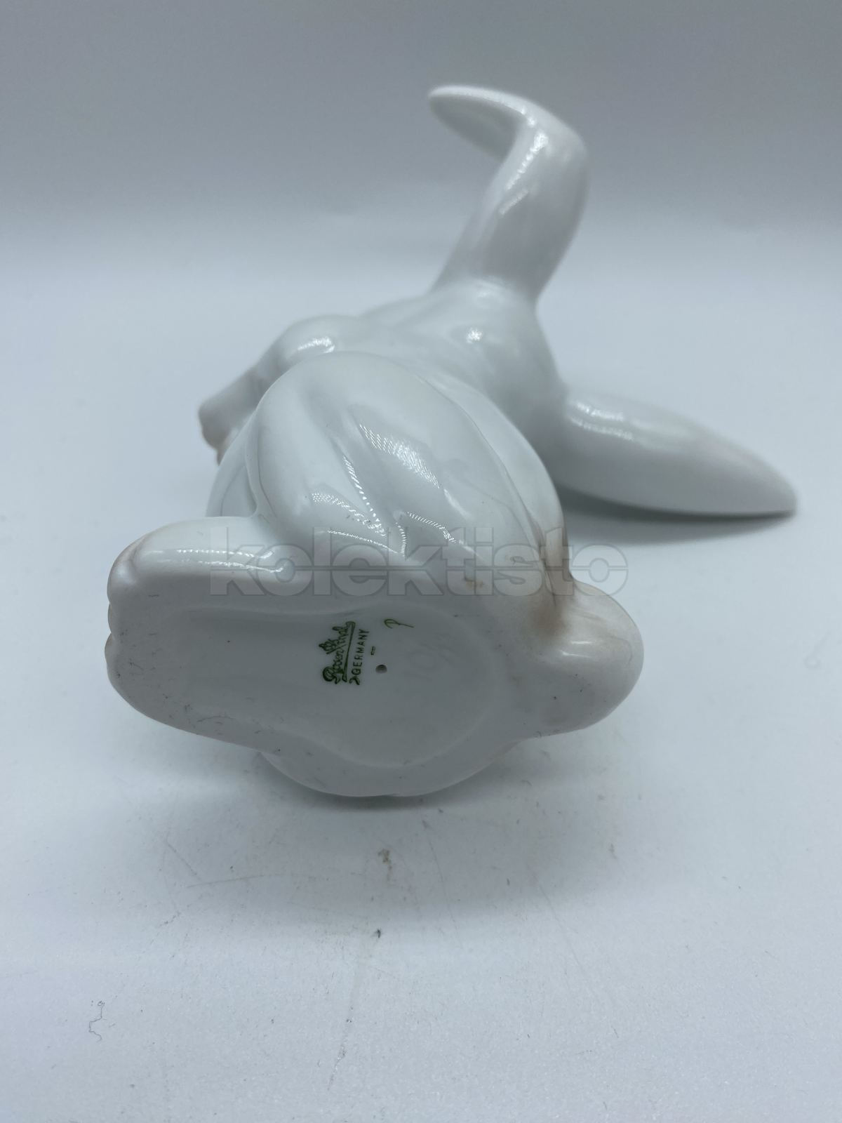 Porcelánová figurka zajíc