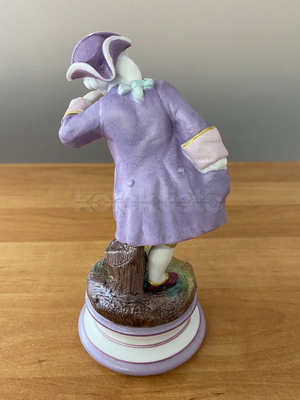 Porcelánová soška, biskvit