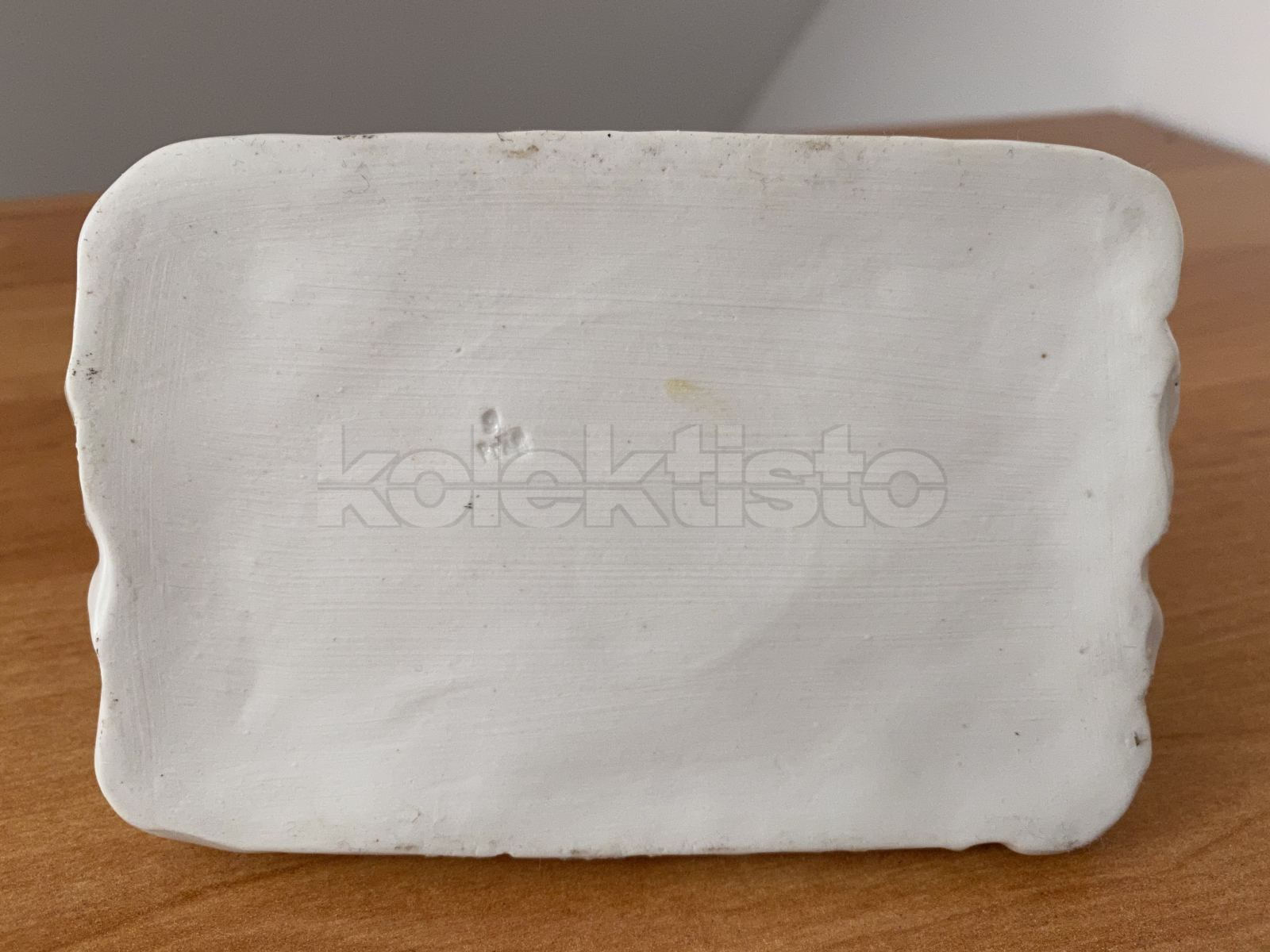 Porcelánová soška lev, biskvit