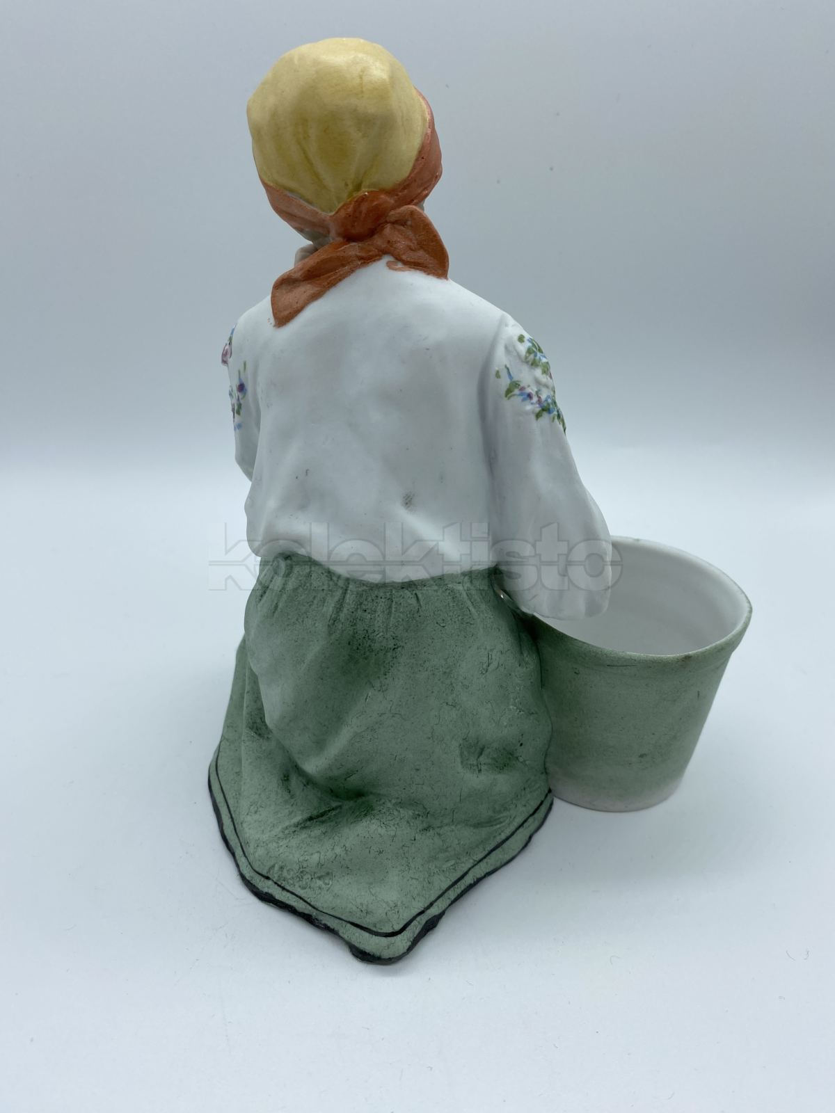 Porcelánová soška, biskvit