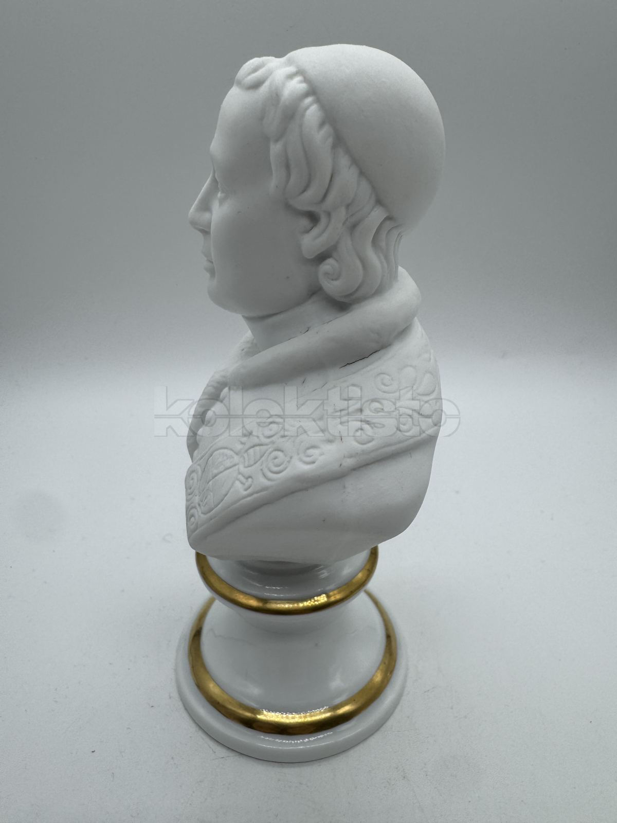 Porcelánová busta papeže PIUS IX.