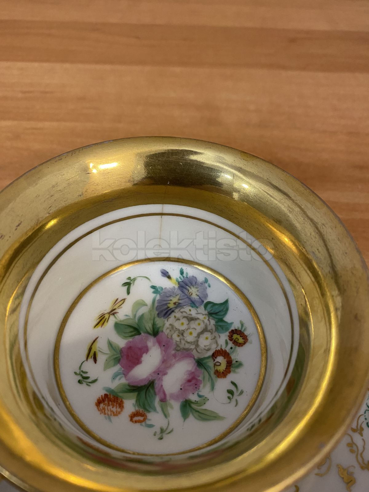 Porcelánový šálek s podšálkem č.3