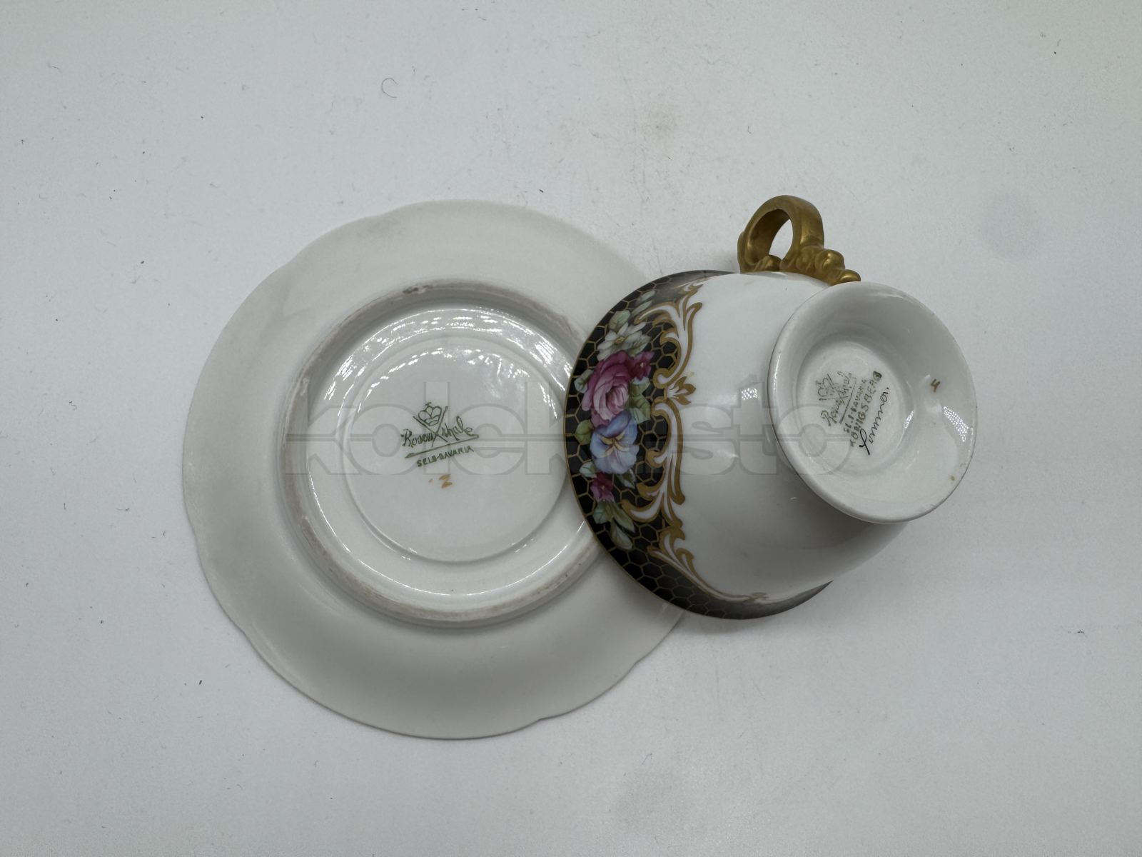 Porcelánový moka šálek s podšálkem
