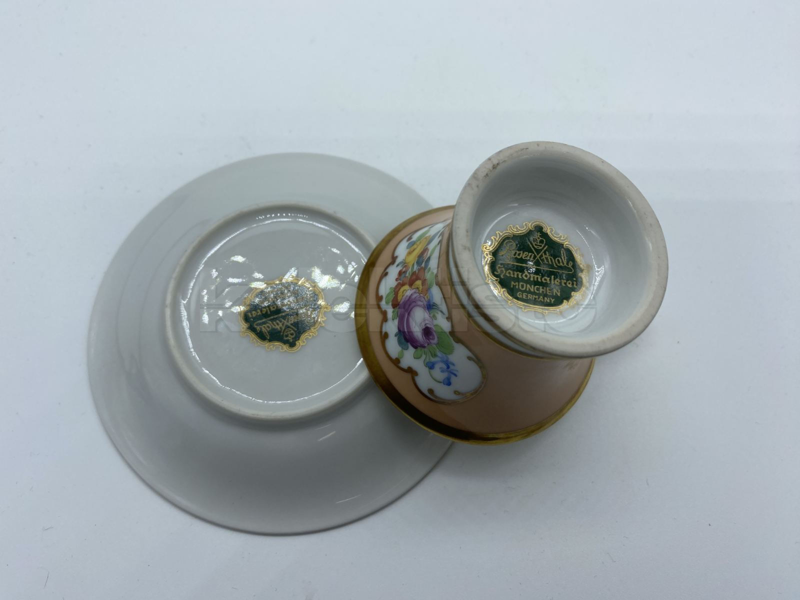 Porcelánový moka šálek s podšálkem