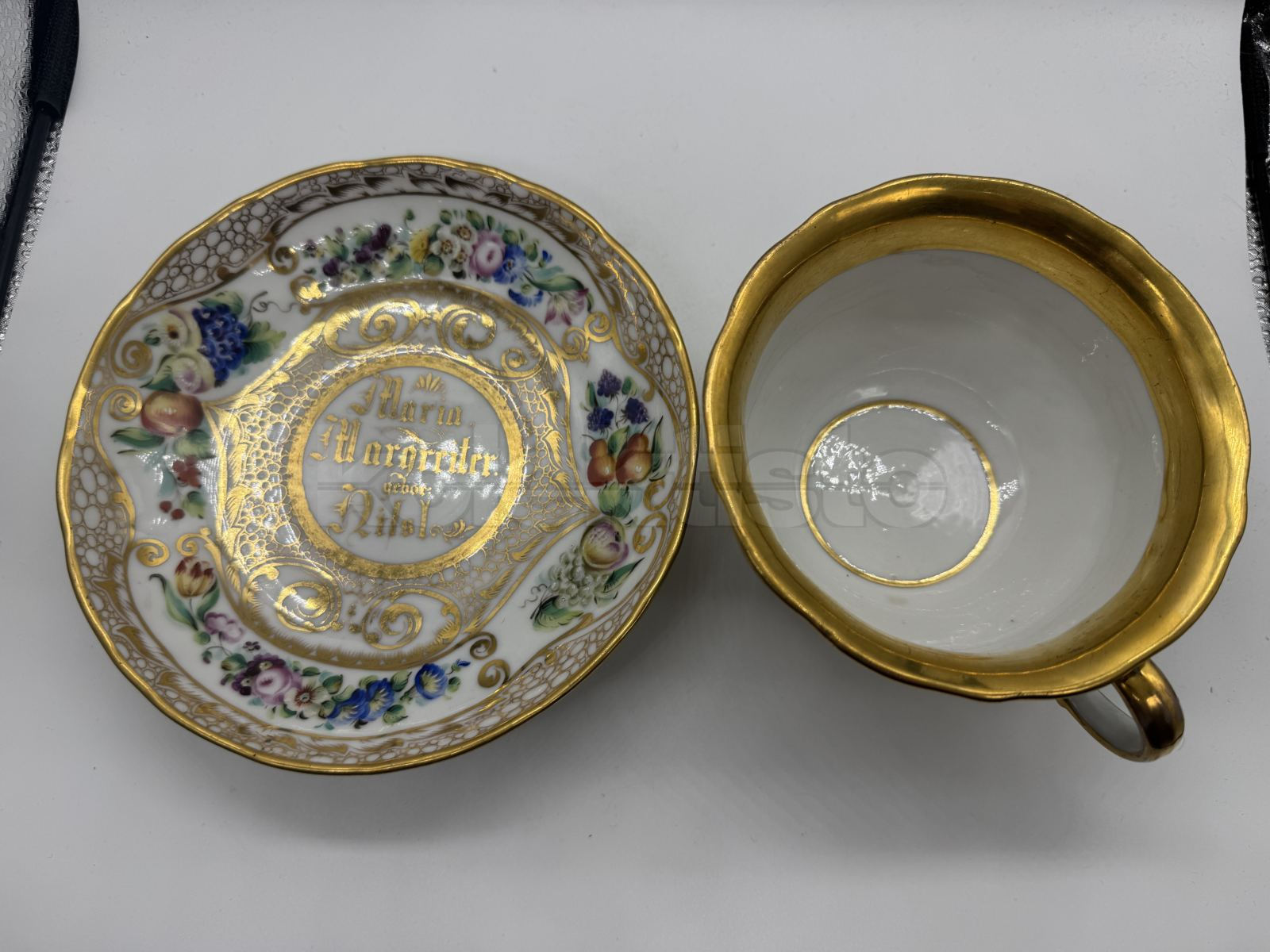 Porcelánový šálek s podšálkem na čaj, extra velký