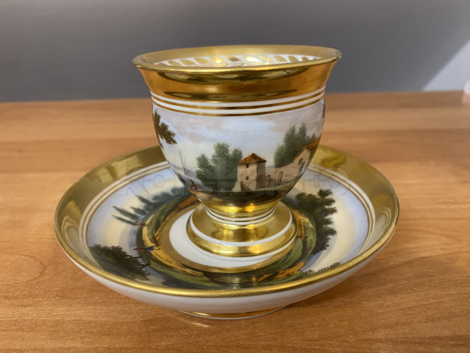 Porcelánový šálek s podšálkem FRANCIE