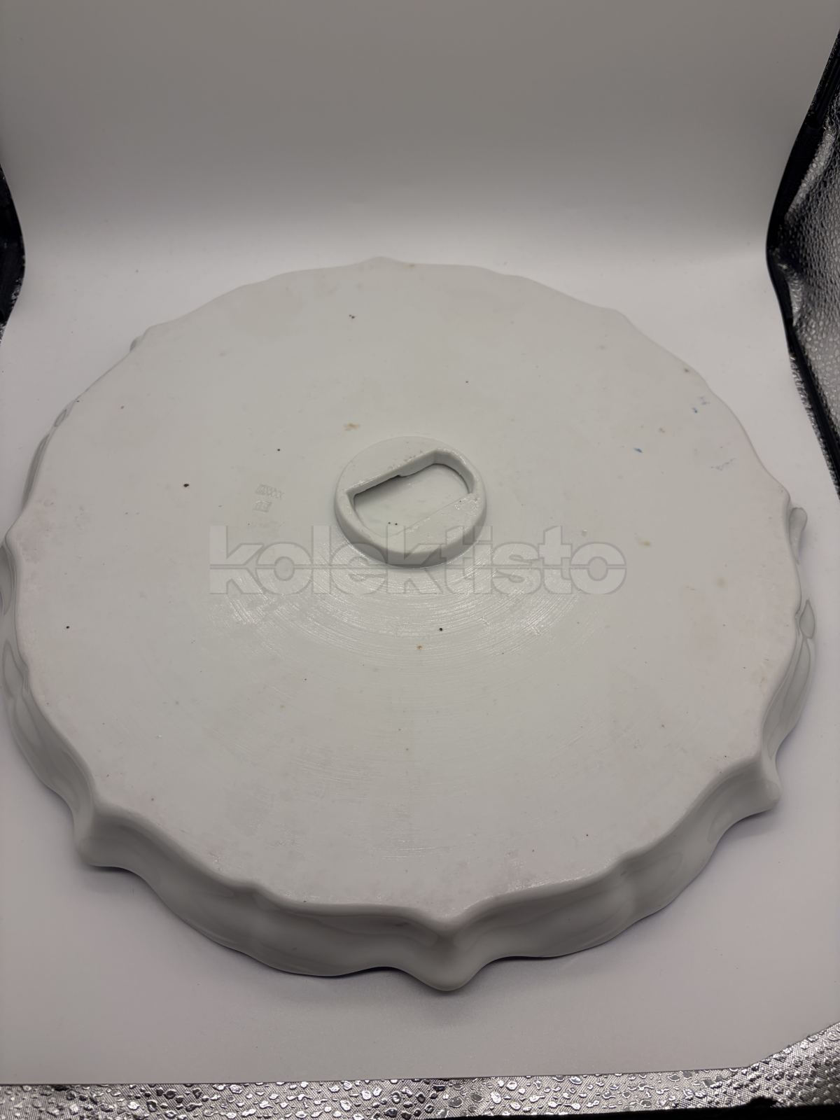 Porcelánový tác