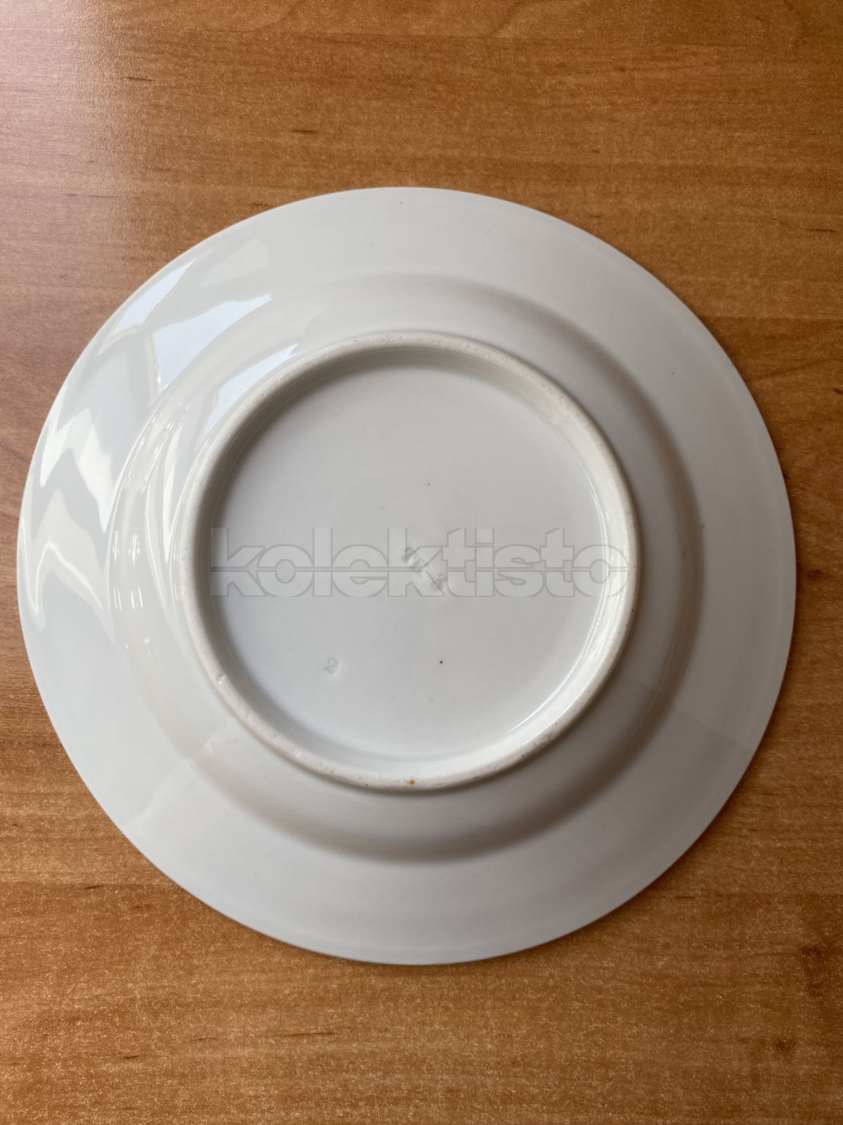 Porcelánový talíř