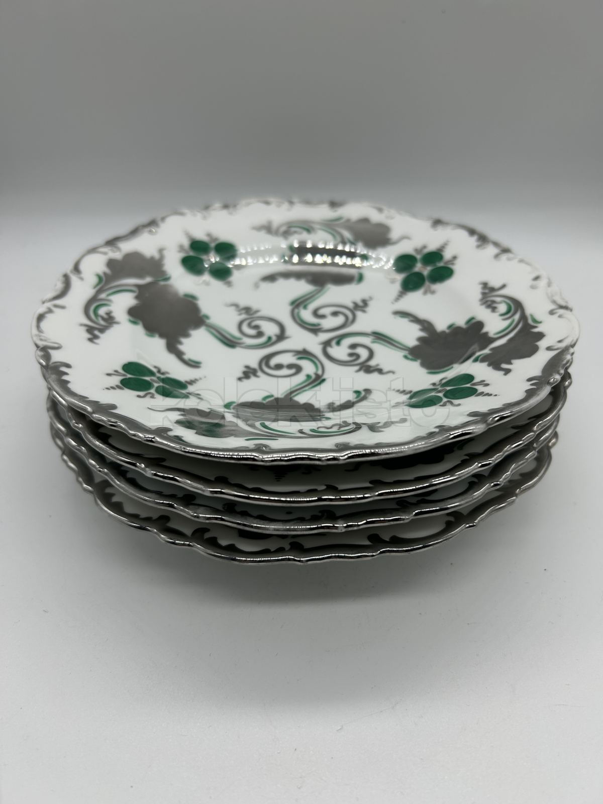 Porcelánový talířek