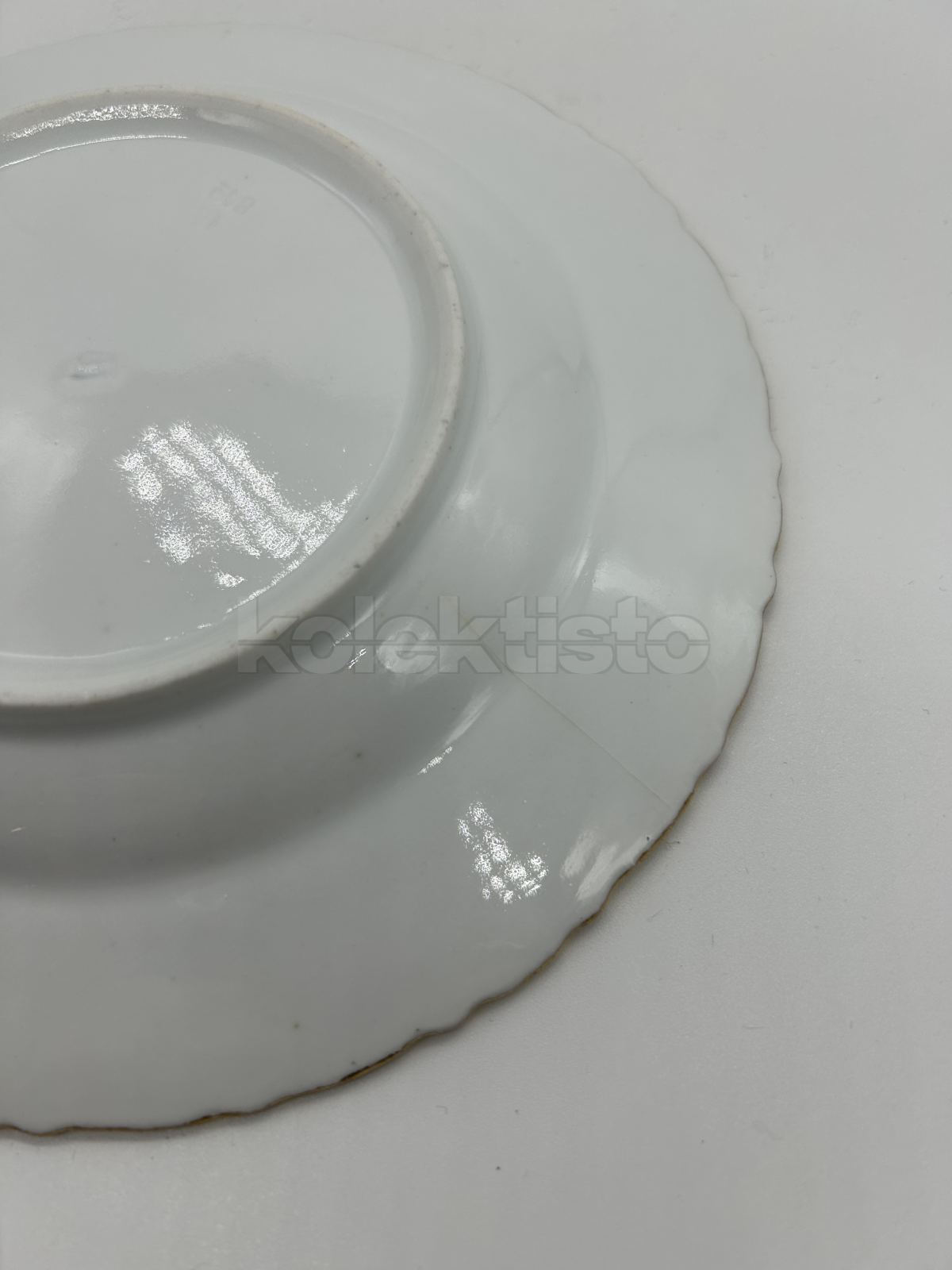 Porcelánový talířek