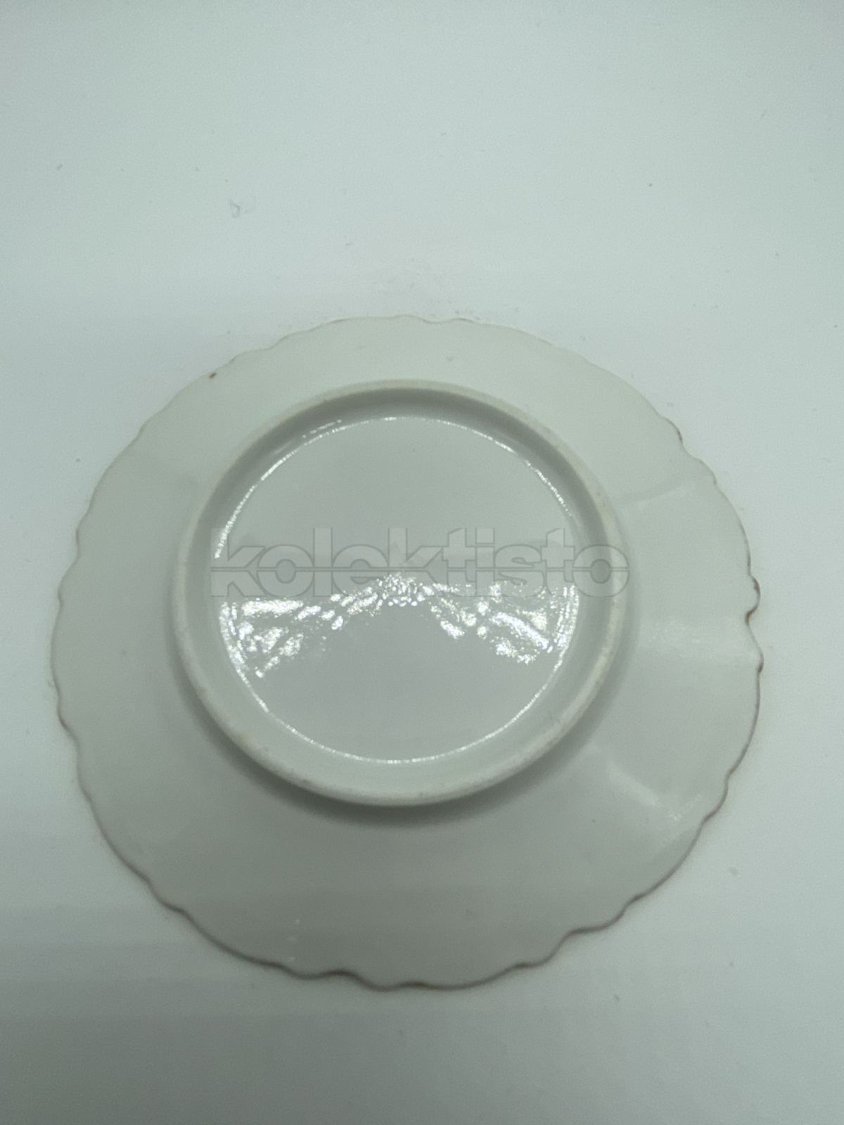 Porcelánový talířek