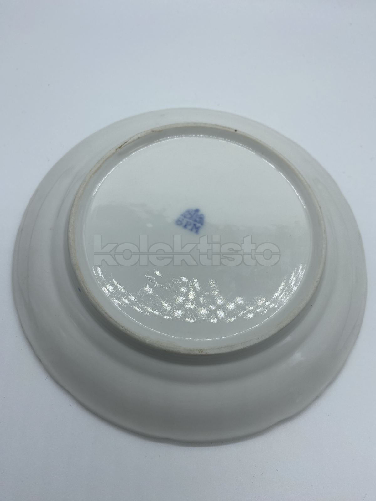Porcelánový dezertní talířek