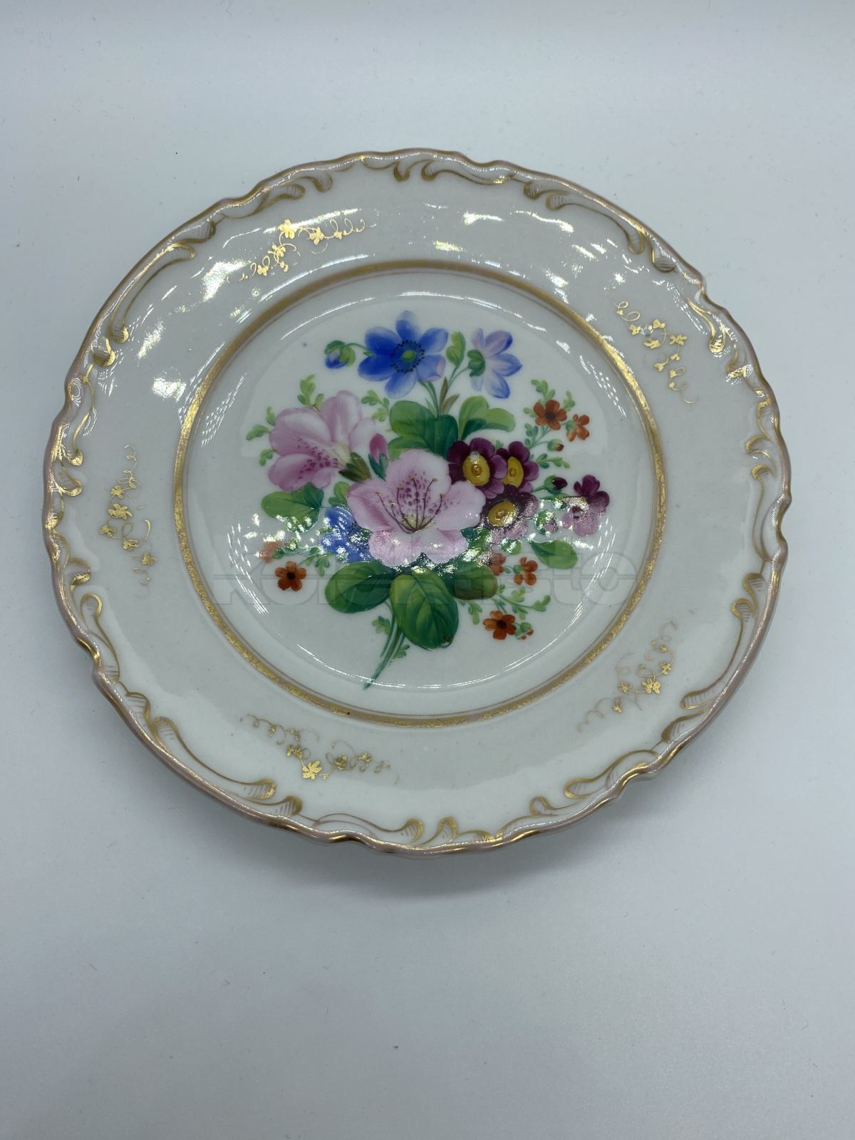 Porcelánový dezertní talířek