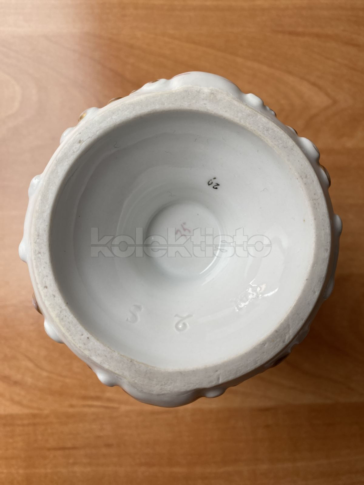 Porcelánová váza