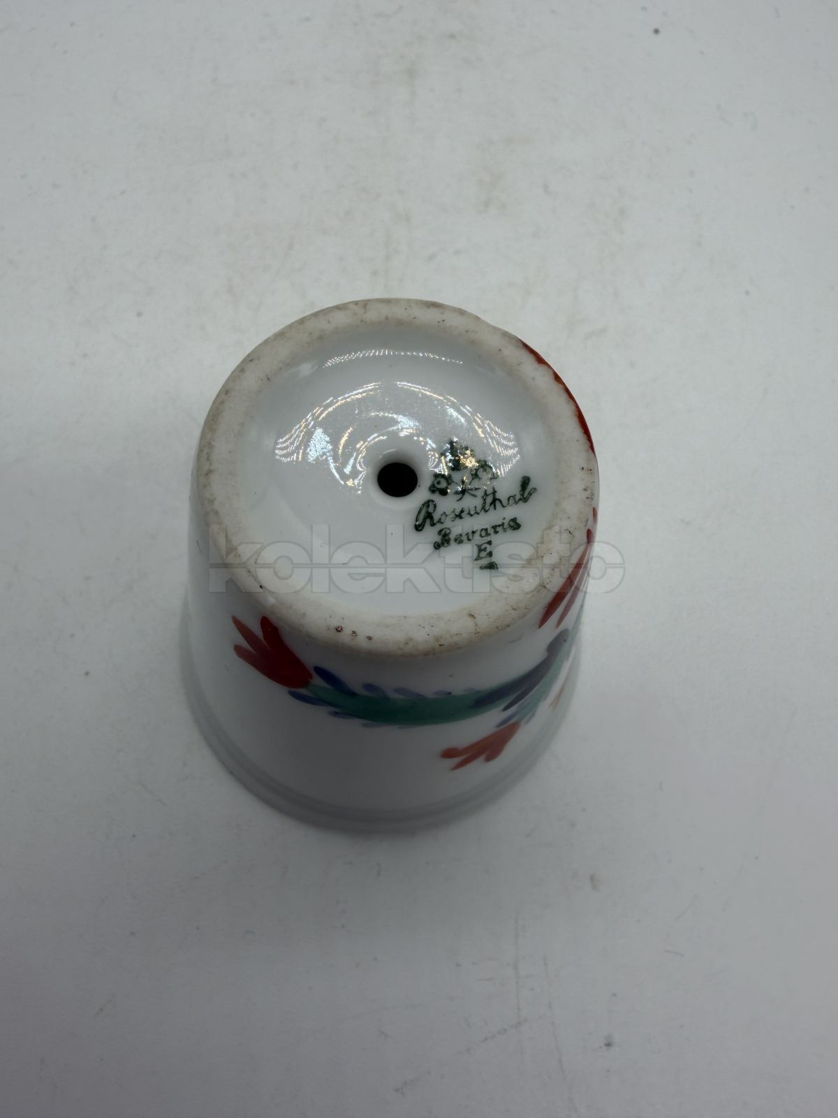 Porcelánový květníček na kaktusy