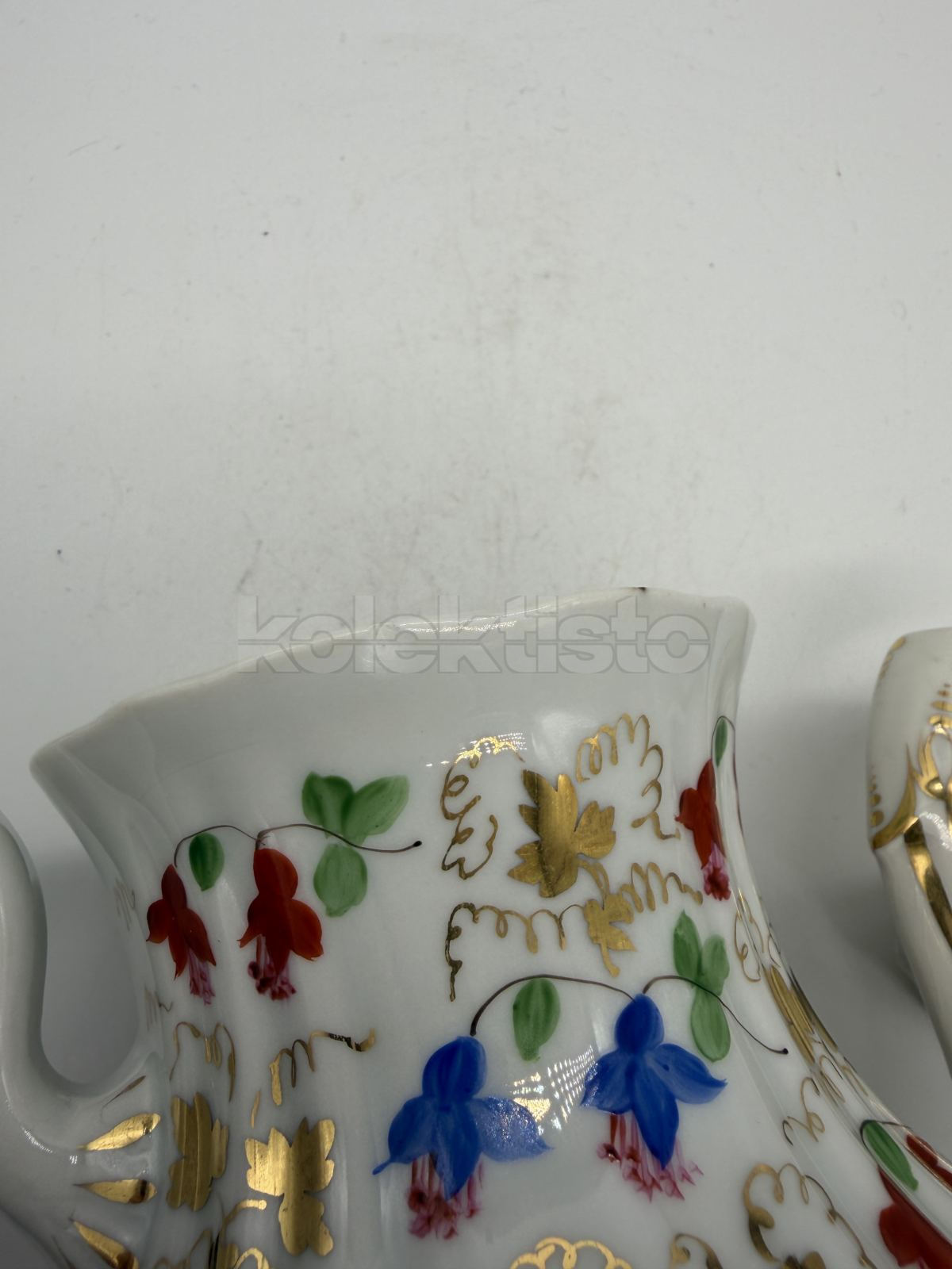 Porcelánová konvice