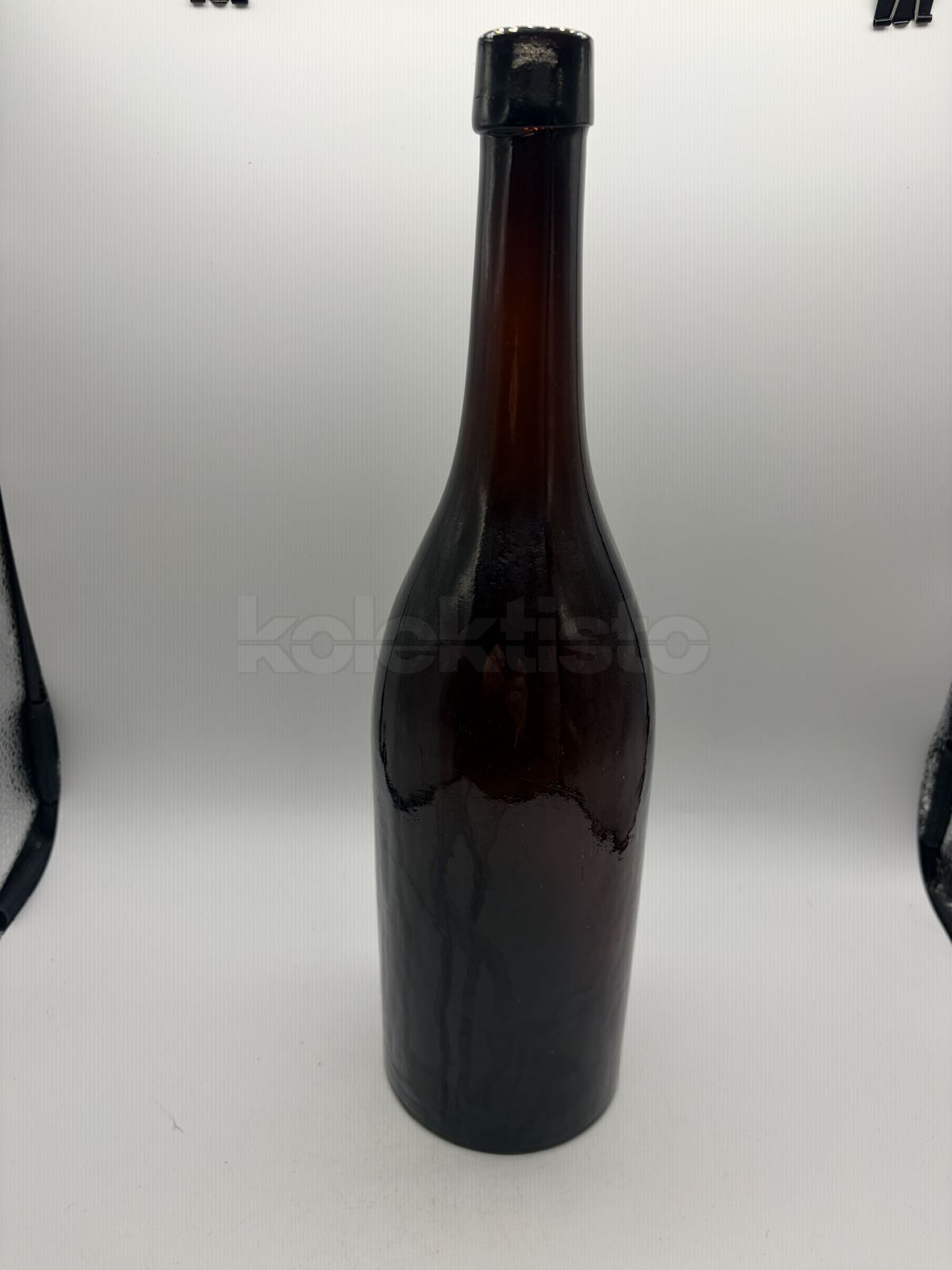 Skleněná láhev od piva BRAUEREI KARWIN