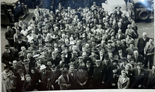 100 Kč XXX Foto NEURČENO, CZE100035