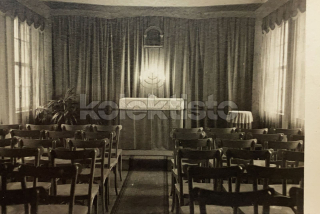 160 Kč XXX Foto NEURČENO, CZE100079