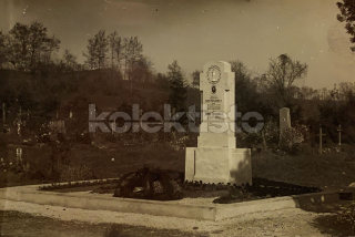 160 Kč XXX Pohlednice NEURČENO POMNÍKY, CZE100083