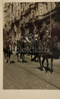 350 Kč ABM Pohlednice Praha ARMÁDA ČR, CZE100526