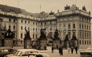 200 Kč ABM Pohlednice Praha 1-Hradčany, CZE100832