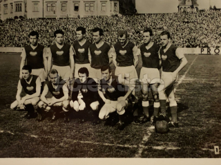 350 Kč ABM Pohlednice Praha 6 FOTBAL, CZE101995