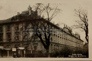 360 Kč ABM Pohlednice Praha 8-Karlín, CZE102247