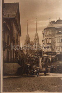 150 Kč BOM Pohlednice Brno, CZE105602