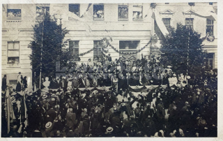 380 Kč BOM Pohlednice Brno, CZE105901