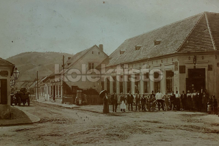 800 Kč BOV Pohlednice Dolní Kounice HOSPODY, CZE106284