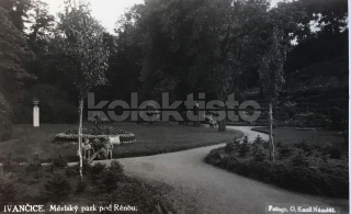 300 Kč BOV Pohlednice Ivančice, CZE106312
