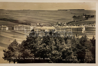 300 Kč CB Pohlednice Týn nad Vltavou KASÁRNY, CZE106854