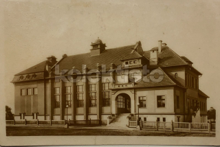 180 Kč CR Pohlednice Heřmanův Městec, CZE108504