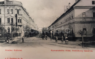 420 Kč HK Pohlednice Hradec Králové KASÁRNY, CZE110840