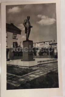 150 Kč HO Pohlednice Hodonín POMNÍKY, CZE111071
