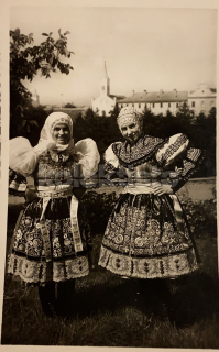100 Kč HO Pohlednice Kyjov KROJE, CZE111135