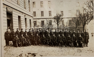 300 Kč KH Pohlednice Čáslav ARMÁDA ČR, CZE113297
