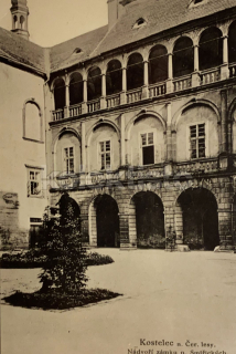 220 Kč KO Pohlednice Kostelec nad Černými Lesy, CZE114000