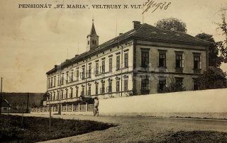 360 Kč ME Pohlednice Veltrusy, CZE117228