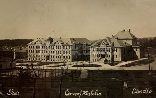 100 Kč NA Pohlednice Červený Kostelec, CZE117928