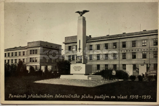 400 Kč PA Pohlednice Pardubice ŽELEZNICE, POMNÍKY, KASÁRNY, CZE119907