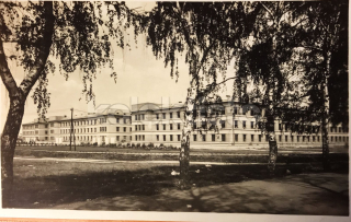 120 Kč PA Pohlednice Pardubice KASÁRNY, CZE120023