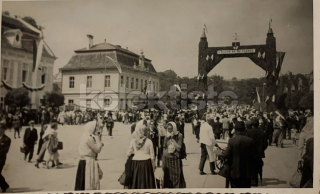 300 Kč PB Pohlednice Dobříš, CZE120299
