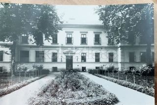 320 Kč PR Pohlednice Hranice, CZE121820